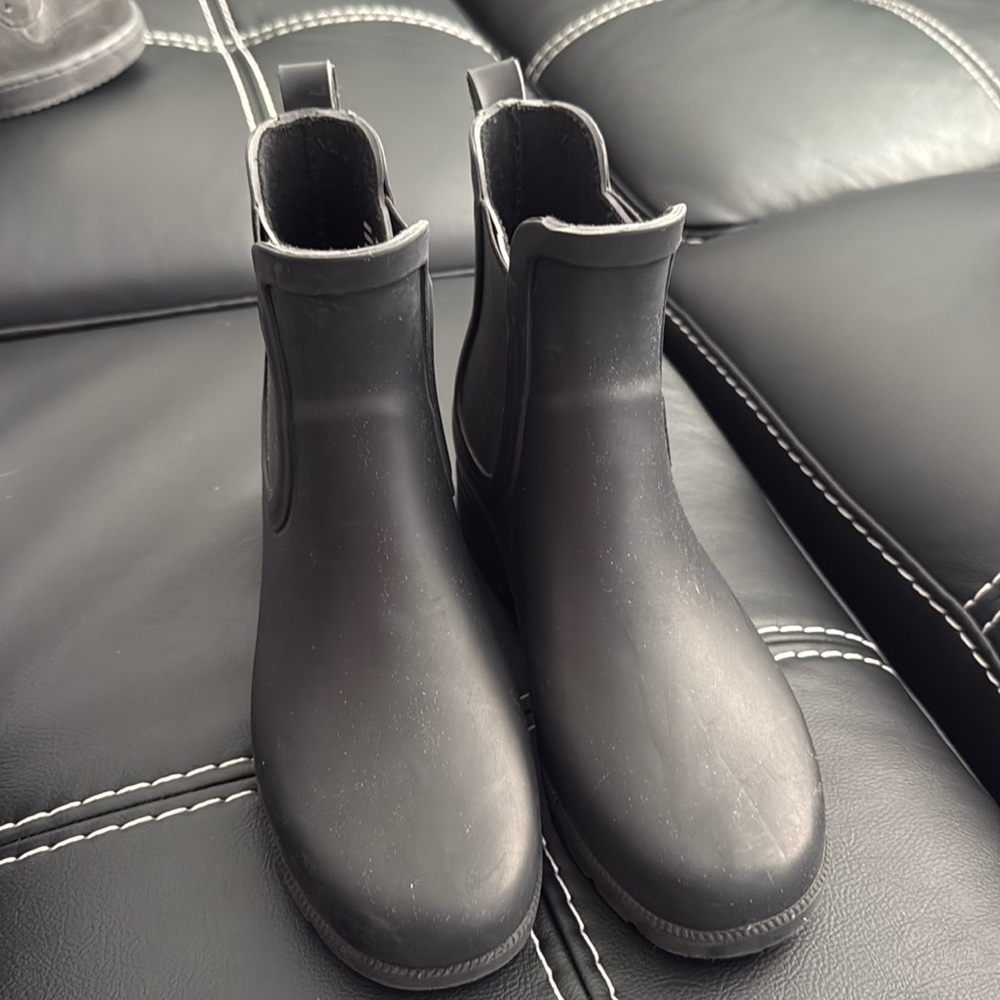 Only used them once Eddie Bauer boots